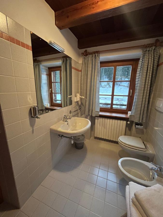 Вилла Rifugio Malga Ra Stua Кортина-д'Ампеццо Экстерьер фото